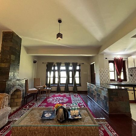 Kumaon Roop Resort Near Kainchi Dham Nainital Exterior foto